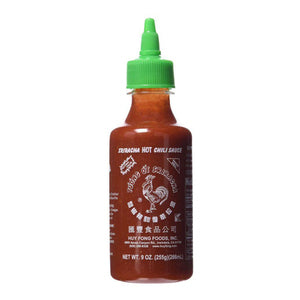 Nhan Con Ngong Bay Sriracha Hot Chili Sauce