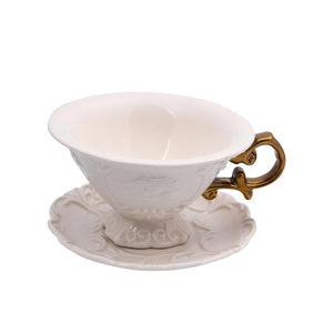 I Ware Set In Porcelain With Gold Handle